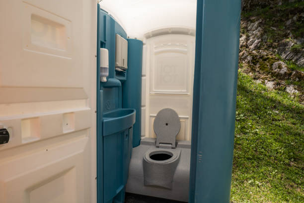 Types of Portable Toilets We Offer in Converse, IN